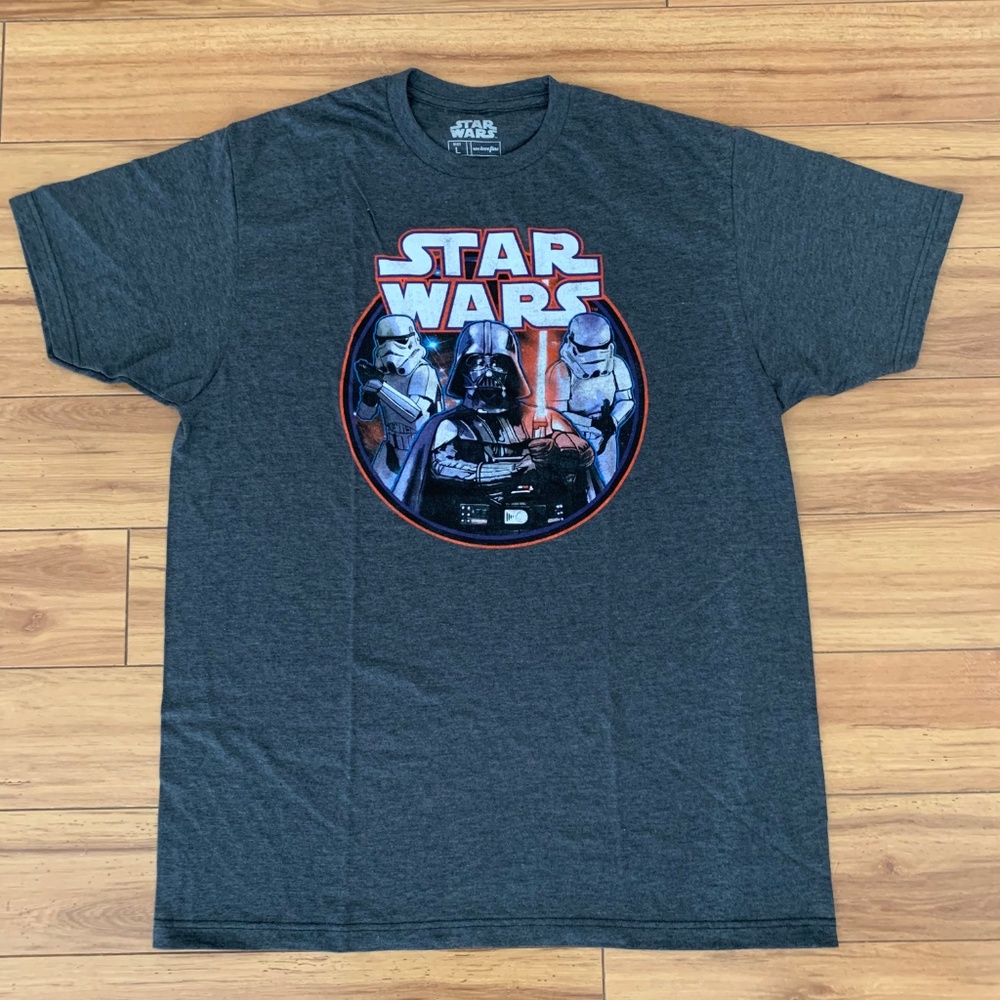 NWOT! Star Wars Men’s S/S Tee